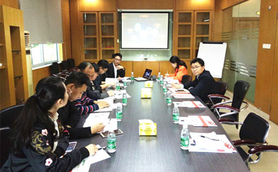 中顯智能校企合作全面推進 校方領導走進中顯深入研討